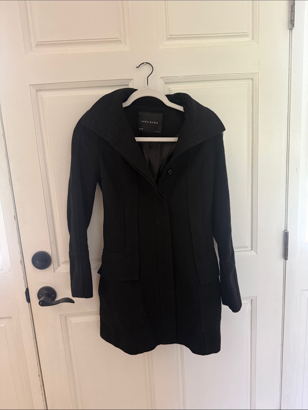 Zara Black Single-Breasted Trench Coat